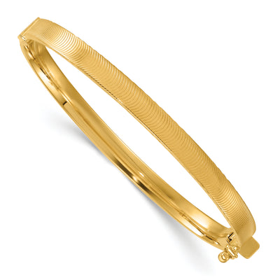 14K Polished Diamond-Cut Textured Hinged Oval Bangle Bracelet