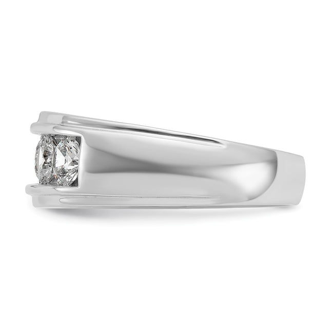 14K white gold diamond ring, further view