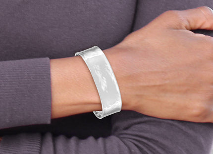 14k White Gold Hammered Polished Cuff Bangle Bracelet