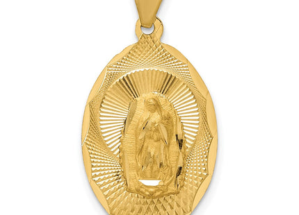 14K gold oval pendant