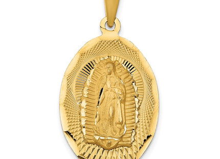 14K gold oval pendant