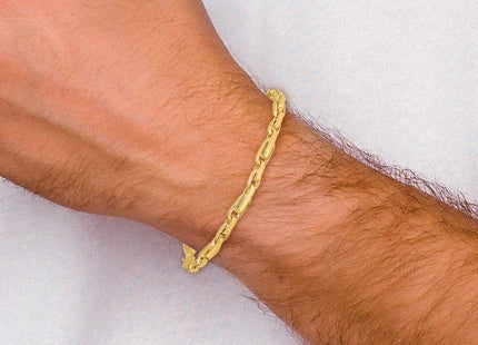 14K gold chain, further view