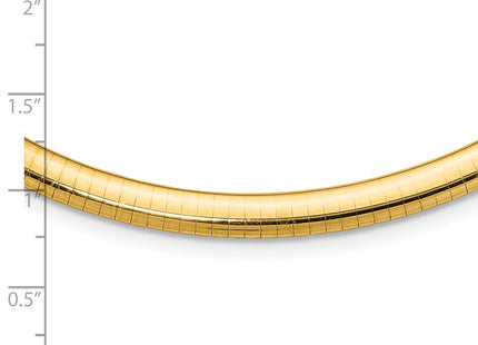 14K gold necklace, further view