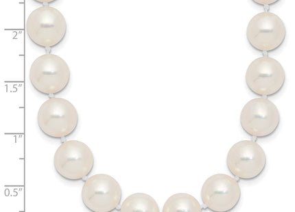 14k Polished 9- Round White Akoya Saltwater Cultured Pearl Necklace (Style PL90AA-18)