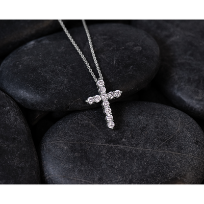 14K White Gold 1/2 carat Diamond Cross Pendant Necklace