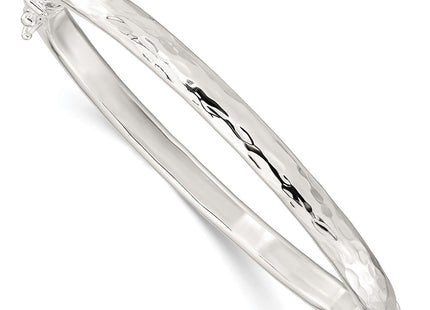 Sterling Silver Polished & Textured Hinged Bangle (Style QB1418)
