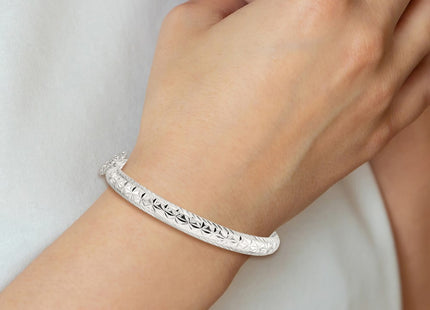 Sterling silver bangle, further view