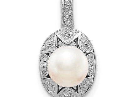 Sterling silver pearl pendant