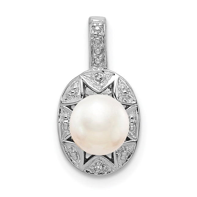 Sterling silver pearl pendant