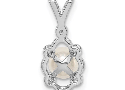 Sterling silver pearl pendant, further view