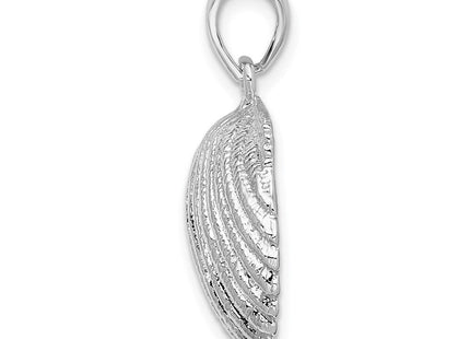 Sterling silver pendant, alternate view
