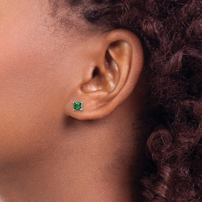 Sterling Silver Polished Square Green Glass Stud Earrings