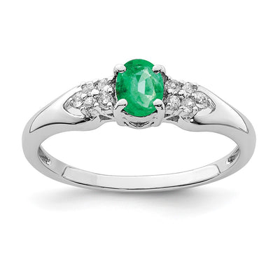 Sterling silver emerald ring