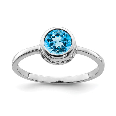 Sterling silver blue topaz ring
