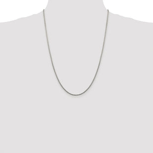 Sterling Silver Rhodium-plated Diamond-cut Round Box Chain (Style QVX035R-24)