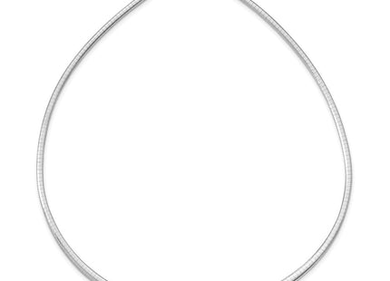 14K gold necklace, further view