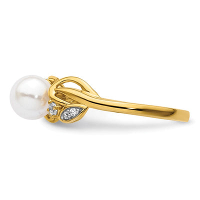 14K Polished 1/15 carat Diamond and White Freshwater Cultured Pearl Ring