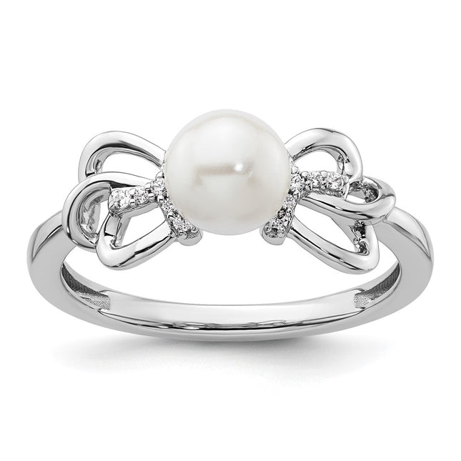 14K white gold diamond ring