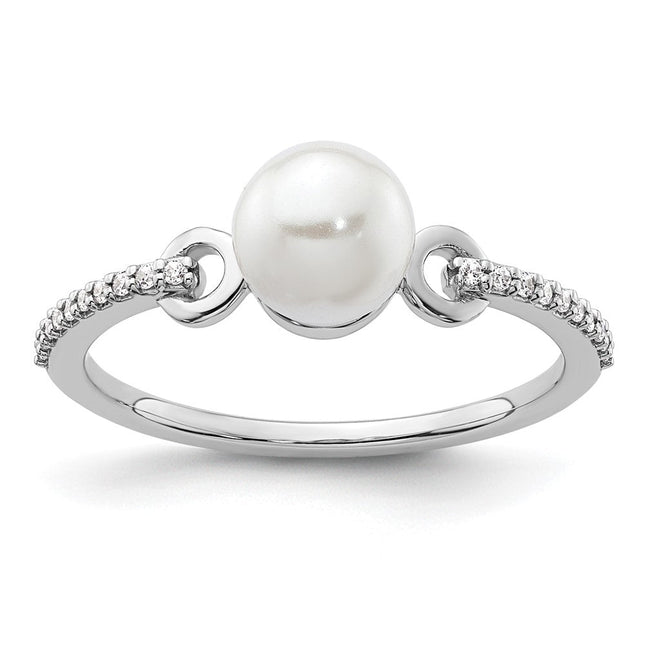 14K white gold diamond ring