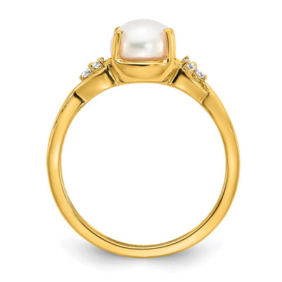 14K FWC Pearl and Diamond Ring