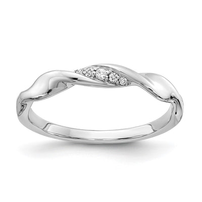 14K white gold diamond ring