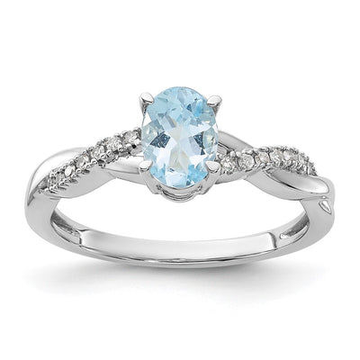 14K white gold diamond oval ring