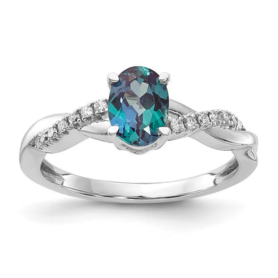 14K white gold diamond oval ring