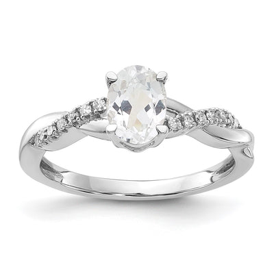 14K white gold diamond oval ring
