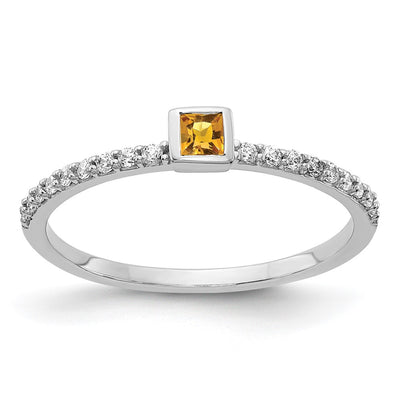 14K white gold diamond ring