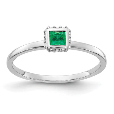 14K white gold diamond ring