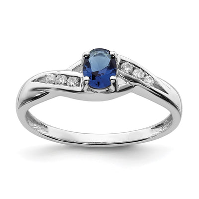 14K white gold diamond oval ring