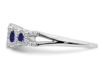 14K white gold diamond ring, further view