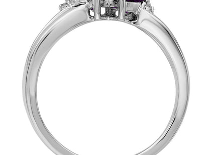 14K white gold diamond heart ring, alternate view