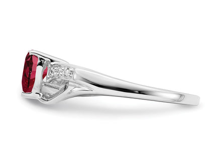 14K white gold diamond heart ring, further view