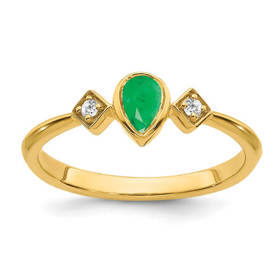 14K Pear Bezel Emerald and Diamond Ring