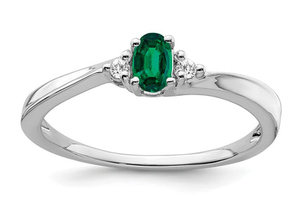 14K white gold diamond ring