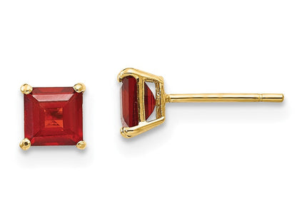 14k Madi K Garnet Square Post Earrings (Style SE2286)