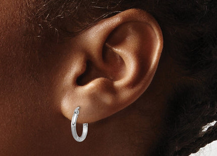 14k White Gold Satin and Diamond-cut Round Hoop Earrings (Style TC200)
