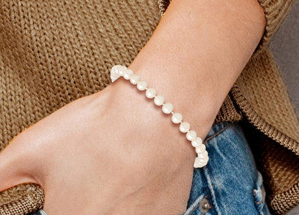 14k 5- White Near-Round Freshwater Cultured Pearl