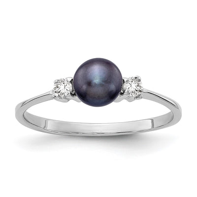 14K white gold diamond ring