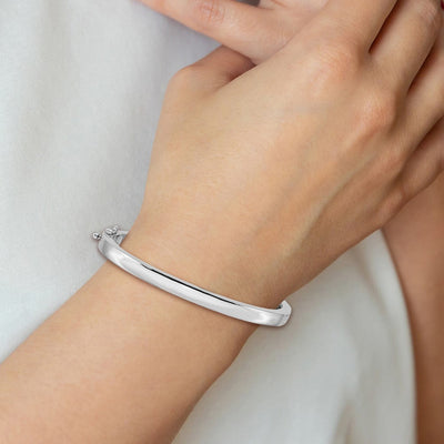 14K White Gold Polished Solid Hinged Oval Bangle Bracelet, 7.5 x 5.3mm
