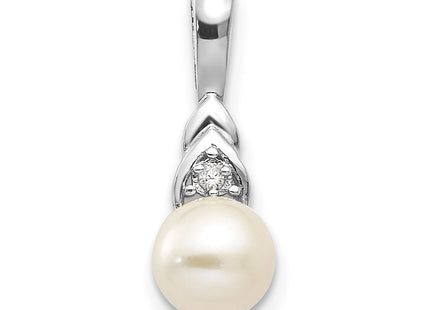14K white gold diamond pendant
