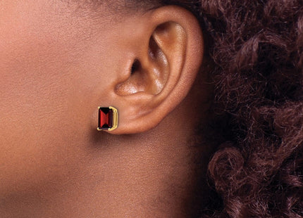 14k Garnet Earrings (Style XE67GA)