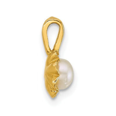 14K Polished Button White Freshwater Cultured Pearl Flower Pendant