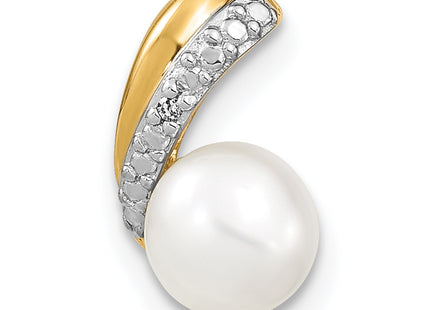 14k 6- White Round FW Cultured Pearl and Diamond Pendant
