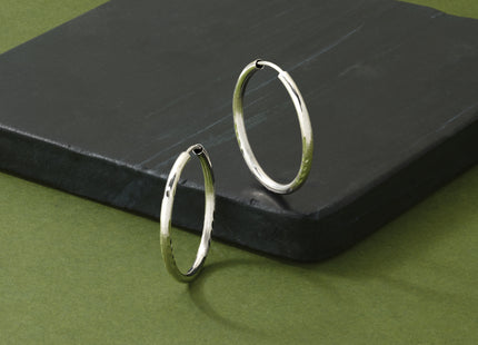 14k White Gold Diamond-cut Endless Hoop Earrings, 20 x 2mm