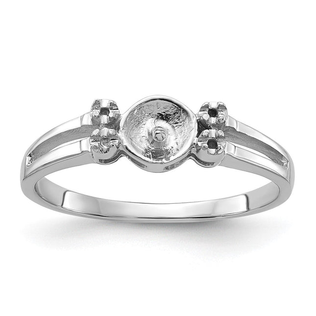 14K white gold diamond ring