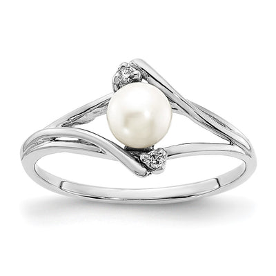 14K white gold diamond ring