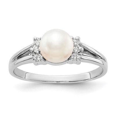 14K white gold diamond ring