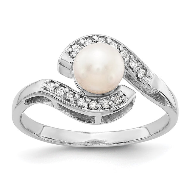 14K white gold diamond ring